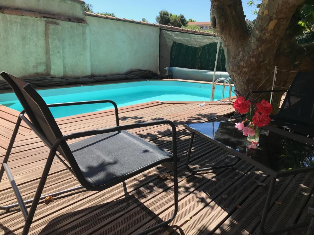 Chambre Climatisee Avec Sdb Privee Dans Une Villa Avec Piscine Ouverte D'Avril A Mi Octobre Marseille Eksteriør billede