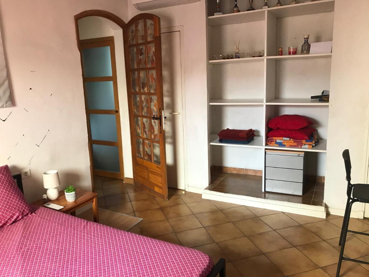 Chambre Climatisee Avec Sdb Privee Dans Une Villa Avec Piscine Ouverte D'Avril A Mi Octobre Marseille Eksteriør billede